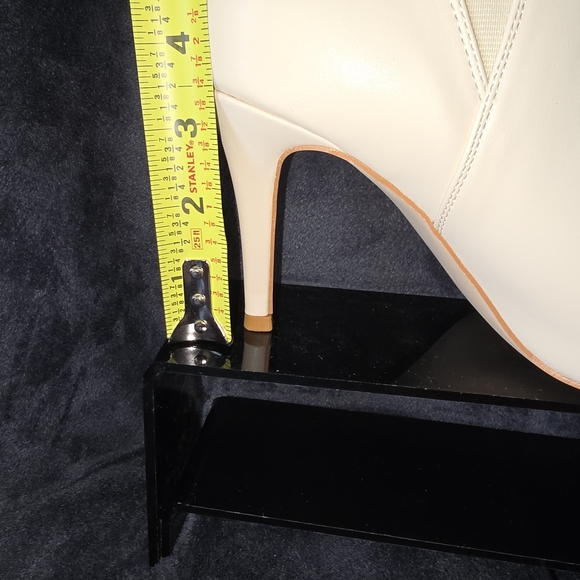 Elegant Cream Ankle Boots - Picture 5 of 5